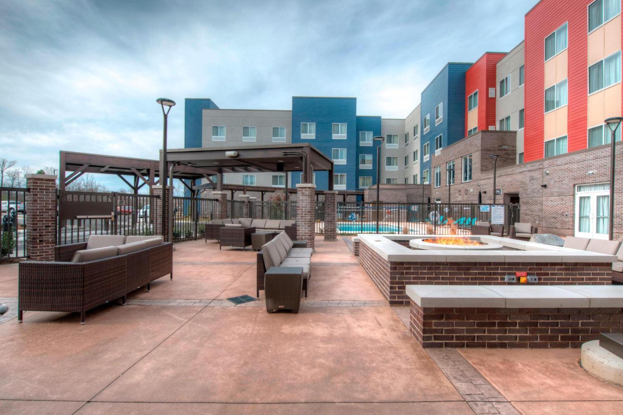 Residence Inn By Marriott Charlotte Airport Экстерьер фото