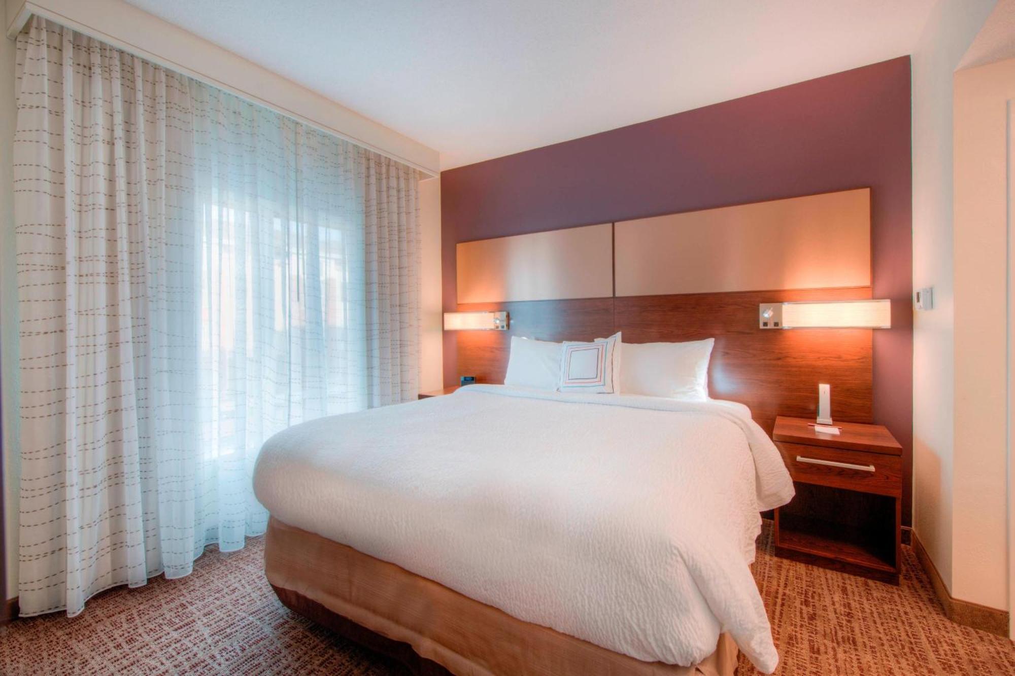 Residence Inn By Marriott Charlotte Airport Экстерьер фото