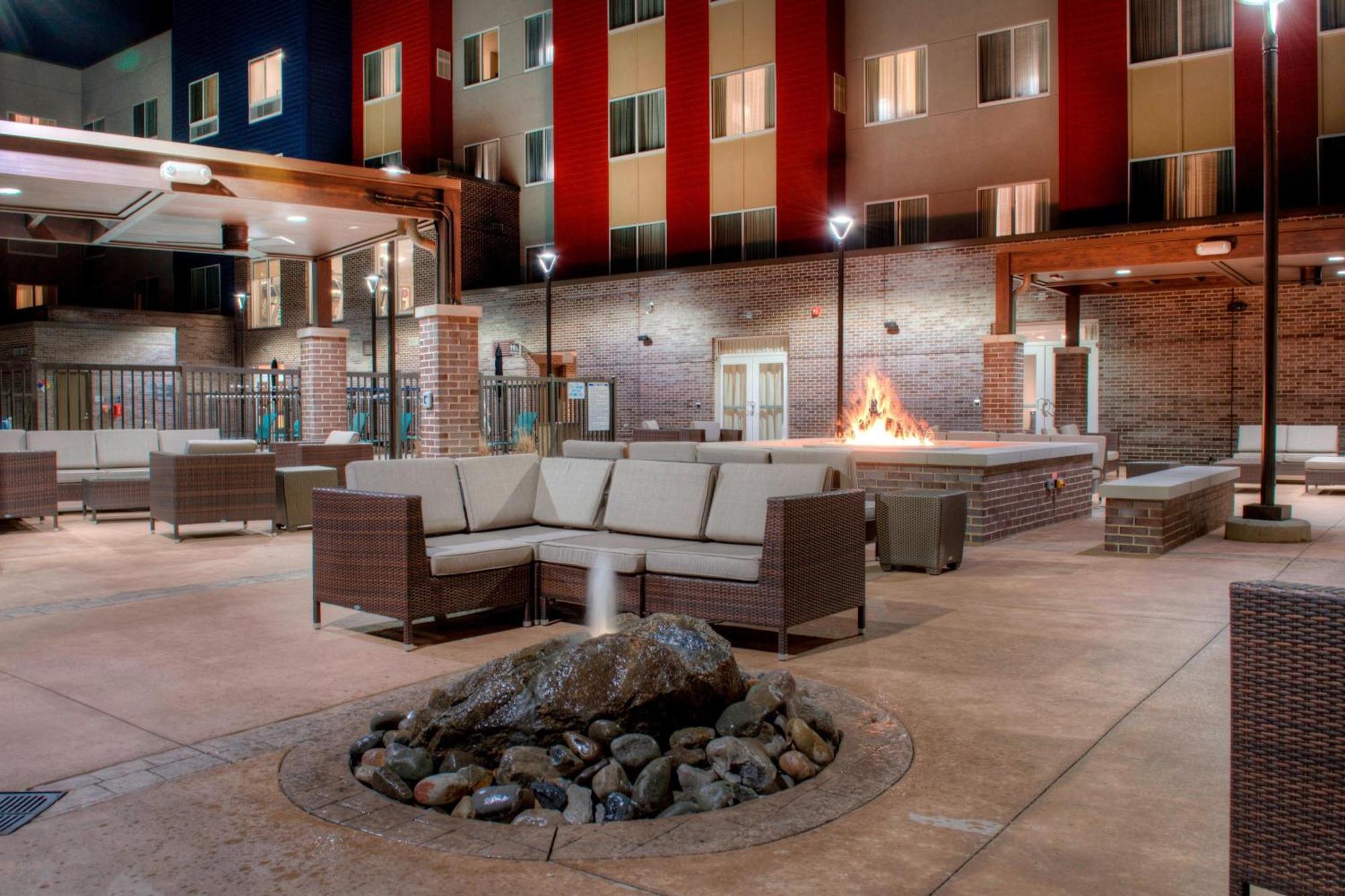 Residence Inn By Marriott Charlotte Airport Экстерьер фото